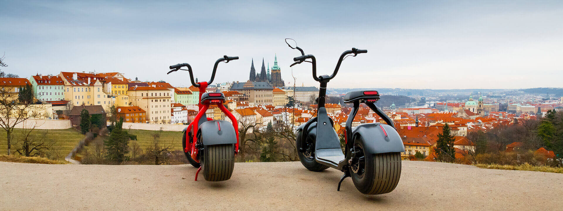 SCROOSER Tour Prague – Guided sightseeing tours on unique electric scooters in Prague